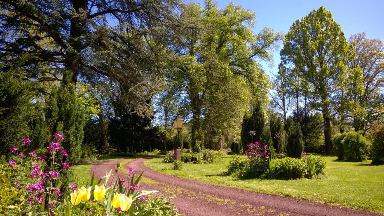 Saint-Rémy-de-Chargnat Chateau De La Vernede, La Grande Vernede מראה חיצוני תמונה