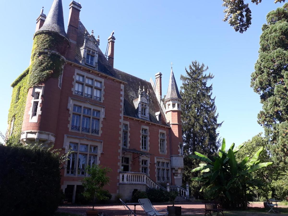 Saint-Rémy-de-Chargnat Chateau De La Vernede, La Grande Vernede מראה חיצוני תמונה