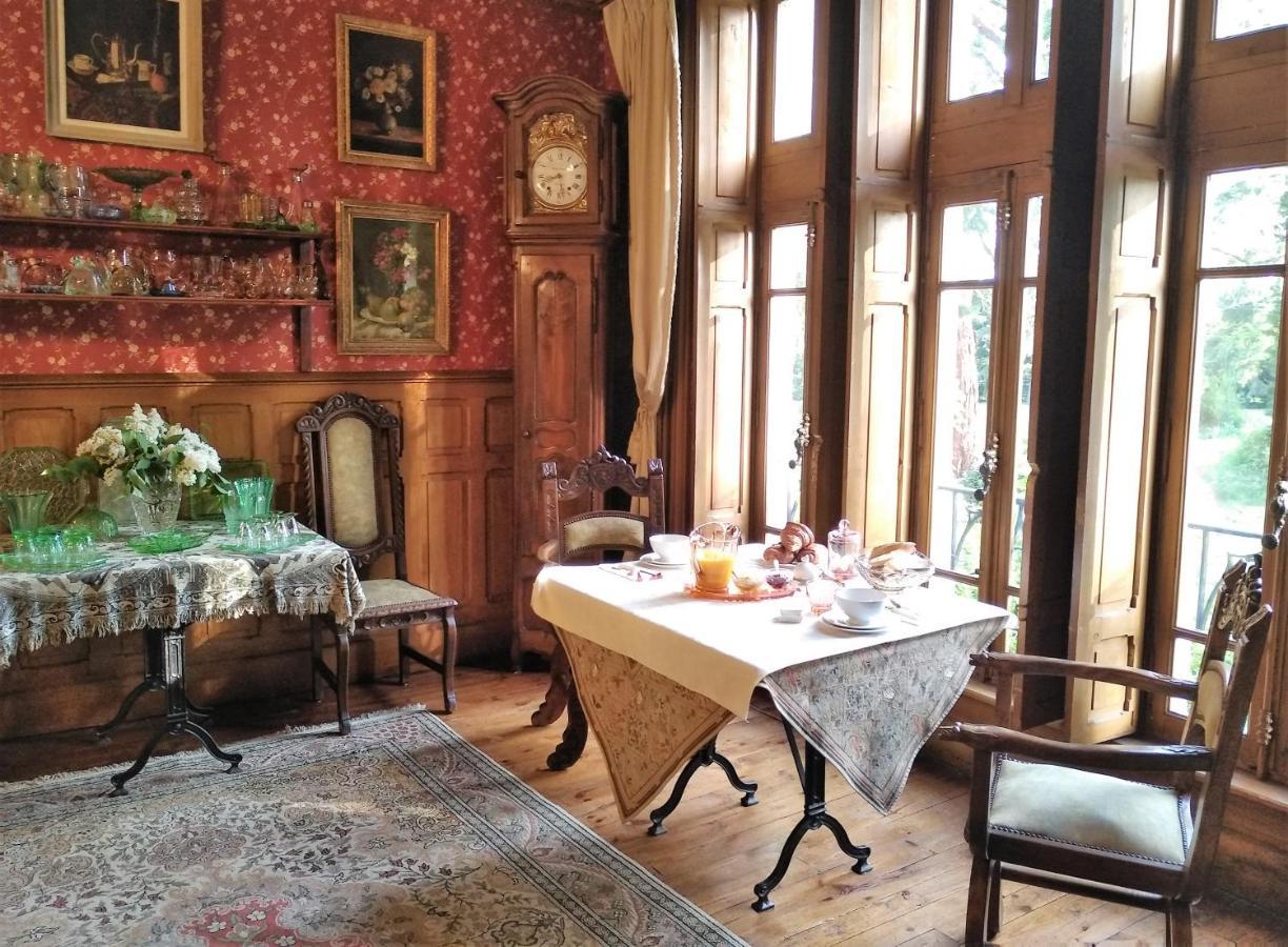 Saint-Rémy-de-Chargnat Chateau De La Vernede, La Grande Vernede מראה חיצוני תמונה