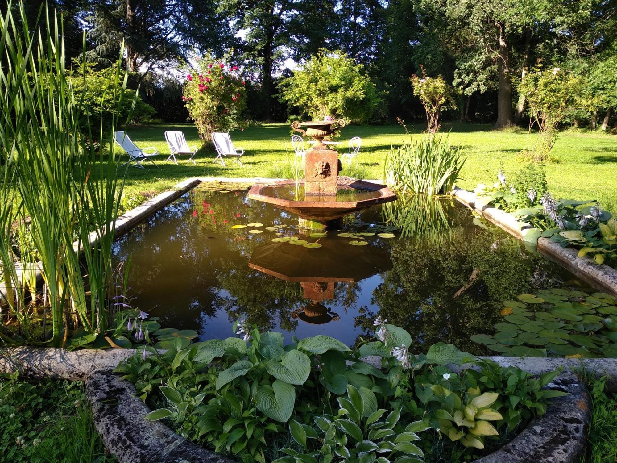 Saint-Rémy-de-Chargnat Chateau De La Vernede, La Grande Vernede מראה חיצוני תמונה